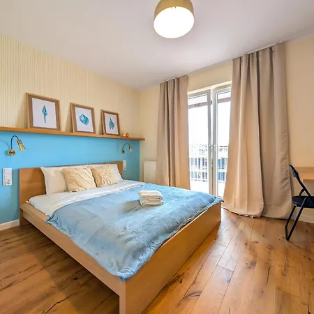 Апартаменты Reymonta Vivid Space By Bookinghost