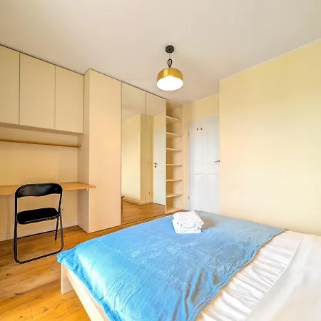 Апартаменты Reymonta Vivid Space By Bookinghost *