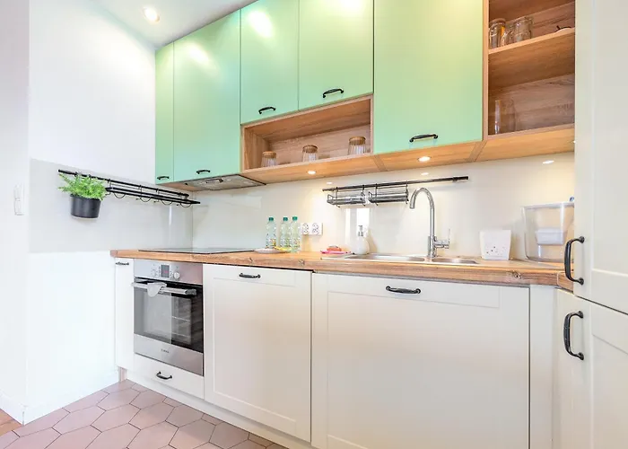 Апартаменти Reymonta Vivid Space By Bookinghost *