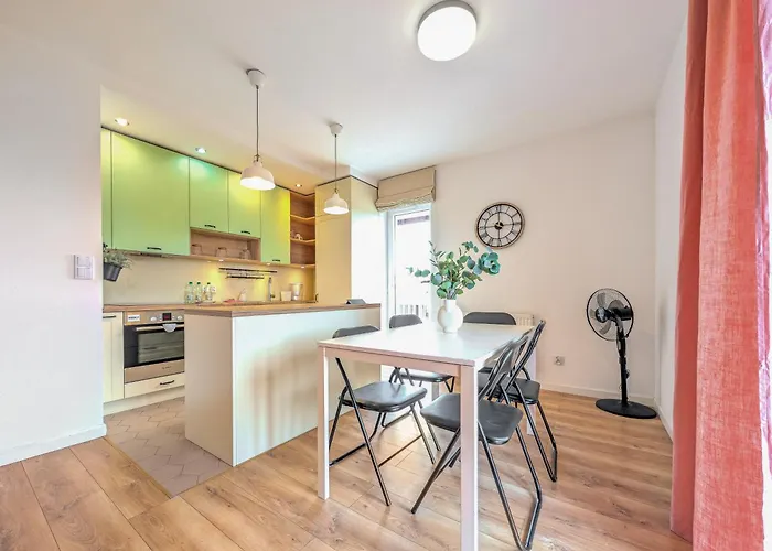 Reymonta Vivid Space By Bookinghost Апартаменти