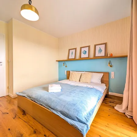 Reymonta Vivid Space By Bookinghost *