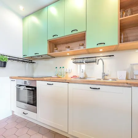 Apartman Reymonta Vivid Space By Bookinghost *